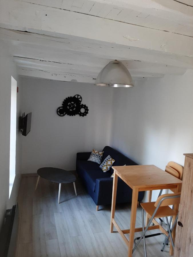 Le Petit Bois Apartment Ниор Екстериор снимка